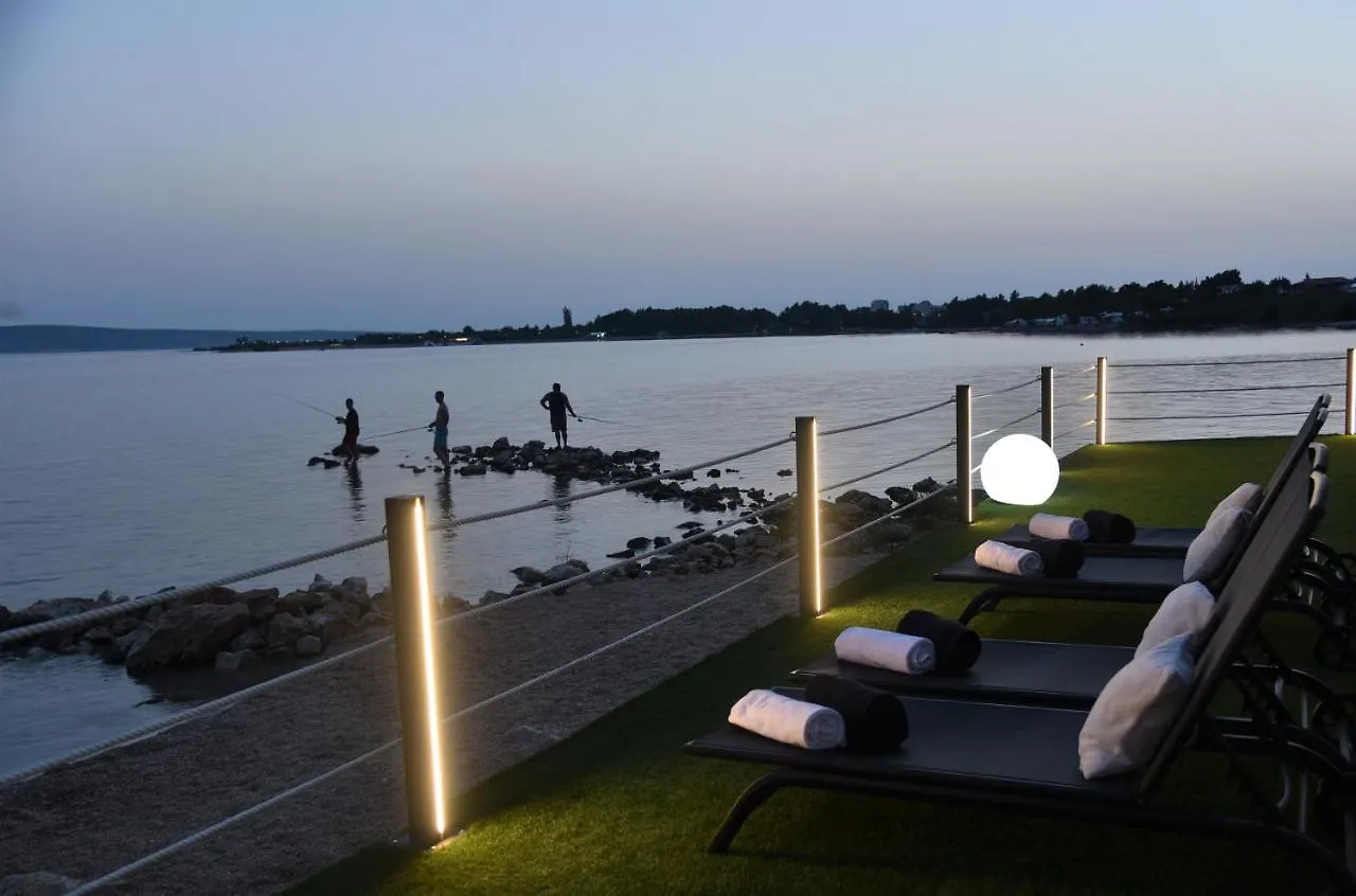 Beach Apartment Paklenica Seline