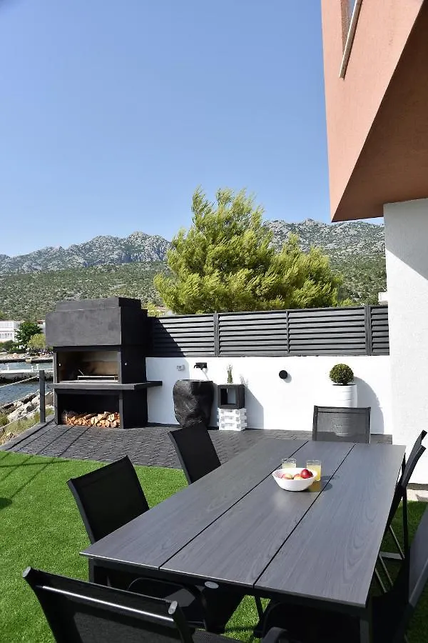 Beach Apartment Paklenica Seline